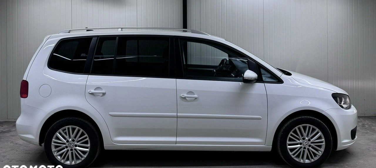 Volkswagen Touran cena 42900 przebieg: 193000, rok produkcji 2015 z Zwierzyniec małe 562